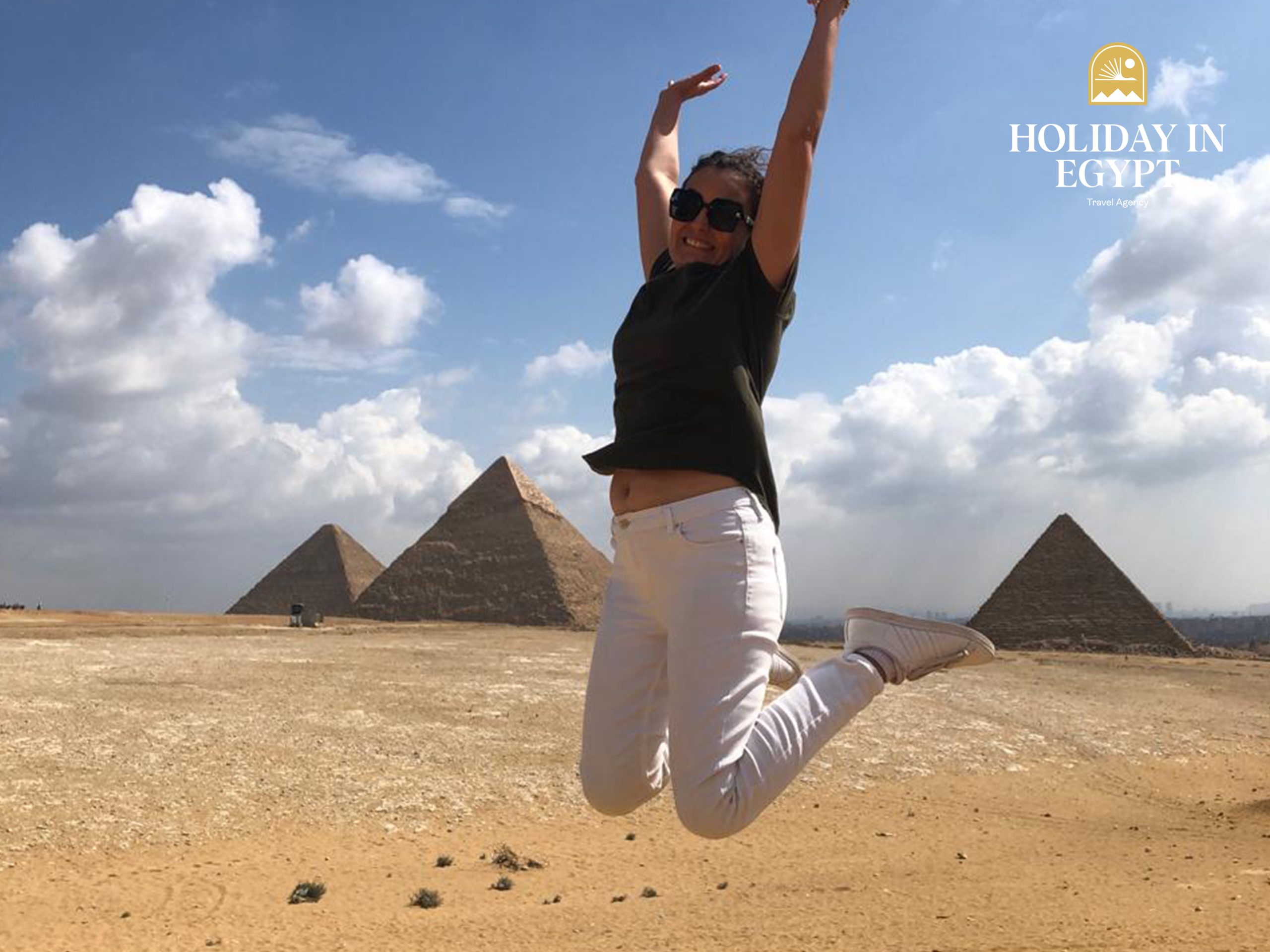 Half-Day Camel Riding Tour Through Giza Wonders