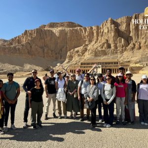 Full-Day Tour of Temples and Museums in Luxor
